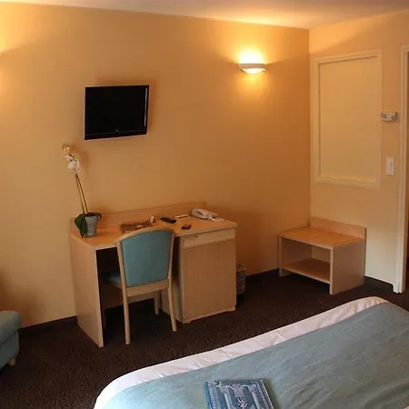 Massenet Hotel 3*