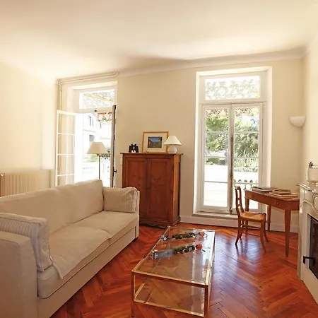 Palmeraie - Magnifique D'epoque Avec Vue 4 Personnes Avec Terrasse Le Port Apartment