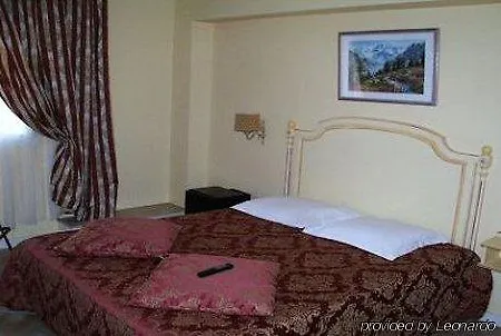 Hotel La Petite Sirene Nice