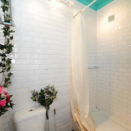 Blue Lagon Five Stars House Apartament Nicea