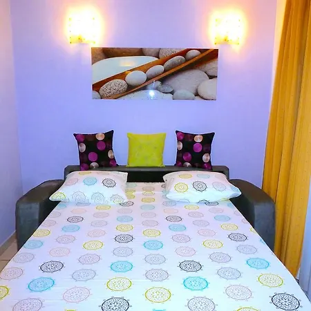 French Riviera Apartmán *