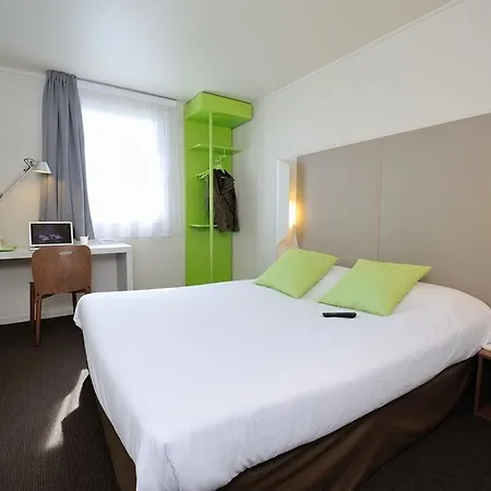Campanile Aeroport 3*