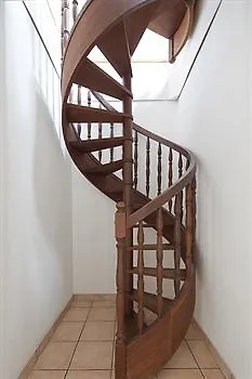 Ajoupa 2* Ницца