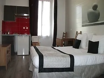 Ajoupa Hotel