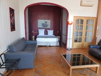 Ajoupa Отель Ницца