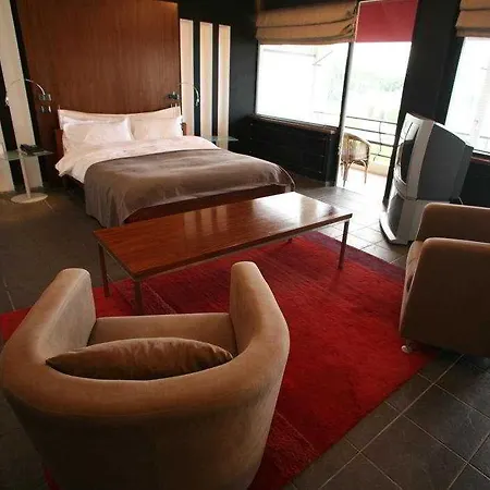 Hotel Le Versailles