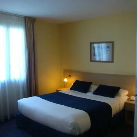 Les Cigales Hotel