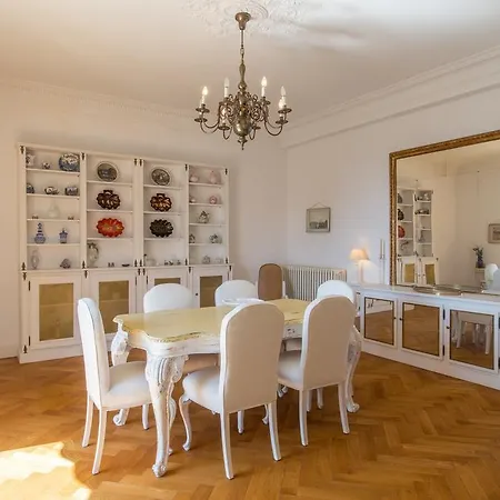 Apartment Lotus Penthouse By Ivillamia Com