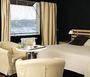 Hotel Le Versailles