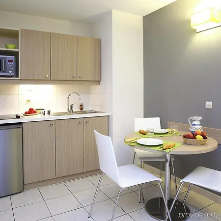 Adagio Access Magnan Hotel apartamentowy