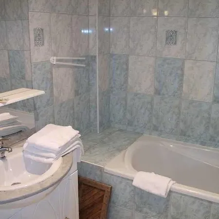 Отель Ajoupa Ницца