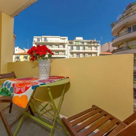 Blue Lagon Five Stars House Apartament