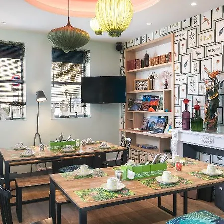 快乐文化维拉布干维尔酒店 酒店 尼斯
