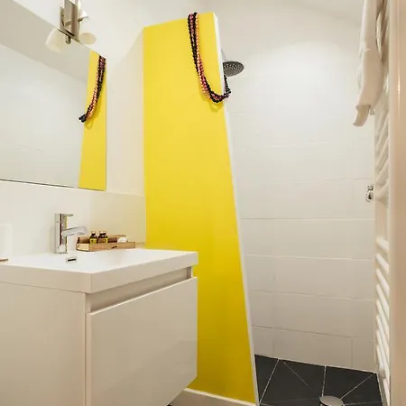 - Loft 23 Port Appartement Nice