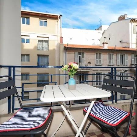 Apartment Le Miami Five Stars Holiday House