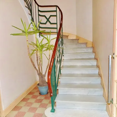 Port- Orestis Apartment *