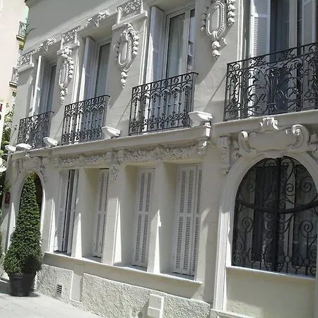 Les Cigales Hotel