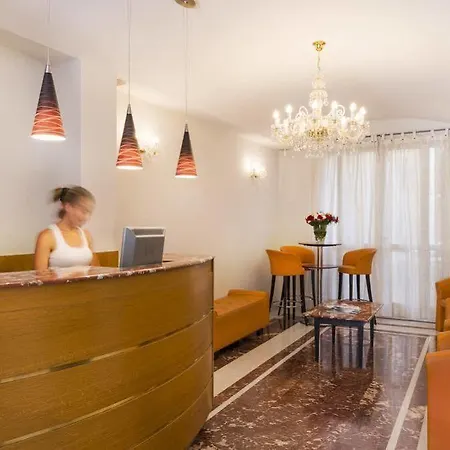 Hotell Little Palace