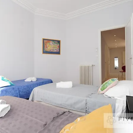 Gioia Five Stars House 公寓