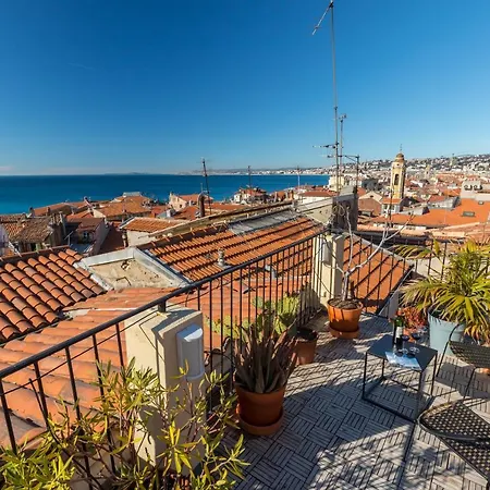 Lejlighed Le Chateau - The Beautiful Sight In Old Town, Private Terrace *