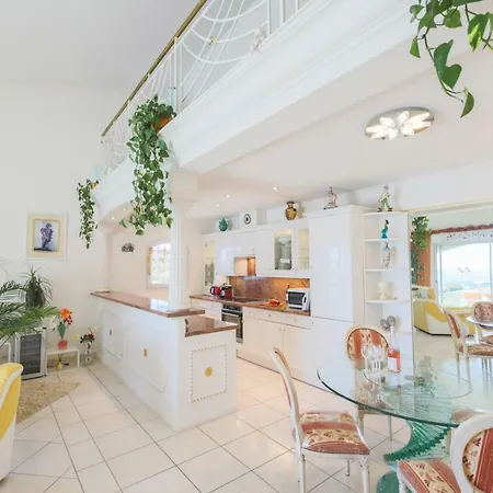 Villa La Casetta Dei Fiori Vi3078 Nice