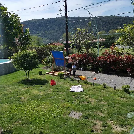 Les 13 Chimères Hébergement de vacances *