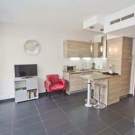 Promenade Holiday - Royal Luxembourg - 2 Apartment