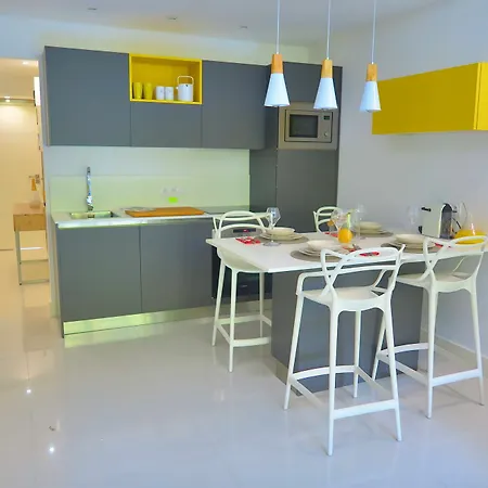Apartment Nestor&jeeves - Camilia Terrasse - - Close Sea *