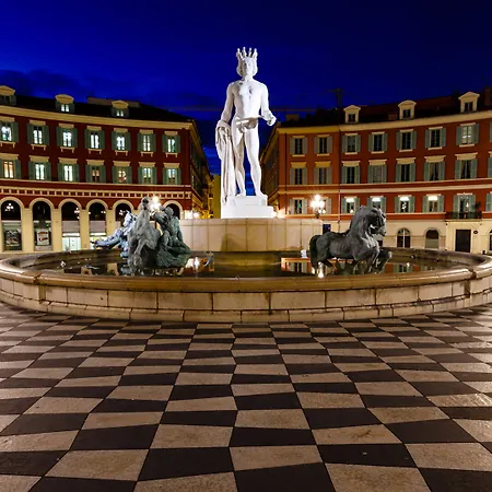 Share 3* Nizza