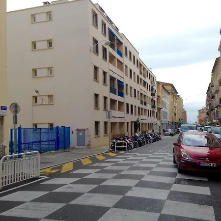 33 Apartament