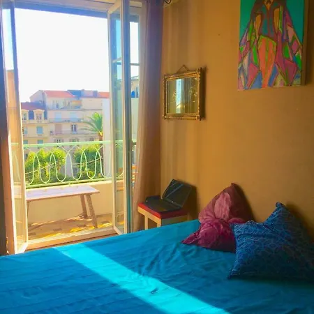 - Baie Des Anges Séjour chez l'habitant *