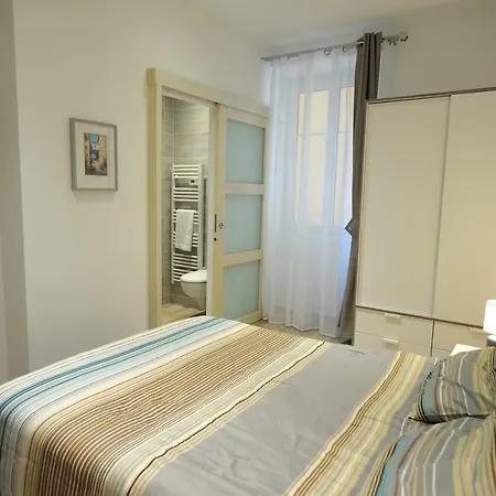 Nice Appartement דירה *