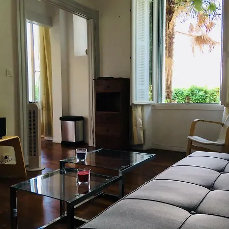 Mimosas Apartament *