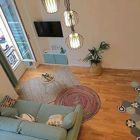Apartment Homelivia, Frida, Mezzanine, Deco Raffinee Et Balcon *