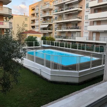 Palais Des Domes Apartman *