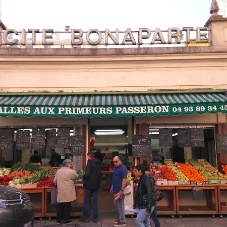 2 Pièces Au Coeur Du Quartier Branché Du Port Nice