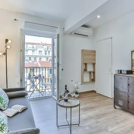 Appartement Massena Cours - Terrasse - Zone Pietonne