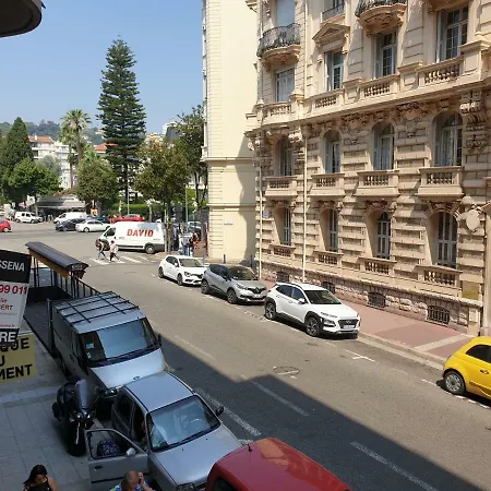Le Verdi Apartment