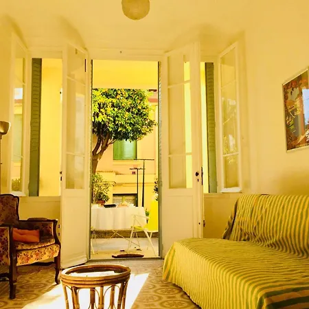 Bonheur Apartment