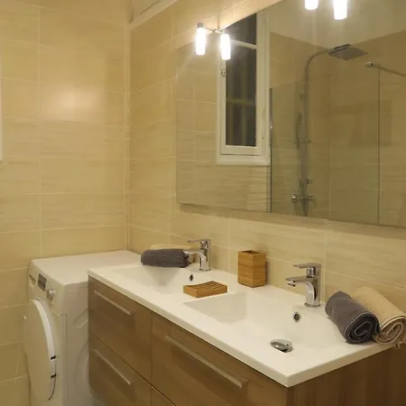 Appartamento Carré D’or Appt 4 Pièces Moderne Et Spacieux *