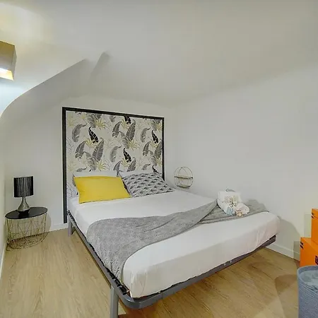 #31 Comfy Place In The Old Town Balcony & Ac 2min To Beach