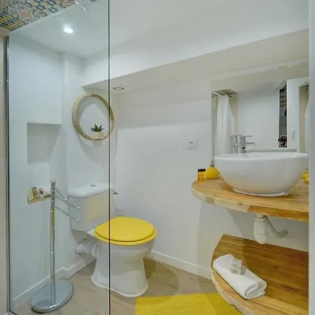#31 Comfy Place In The Old Town Balcony & Ac 2min To Beach Apartment Nice