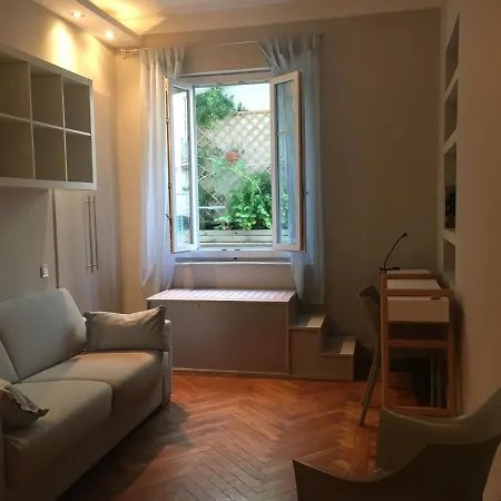 Le Petit Bourgeois De Apartment Nice