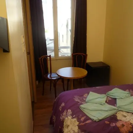 Lyonnais * ניס
